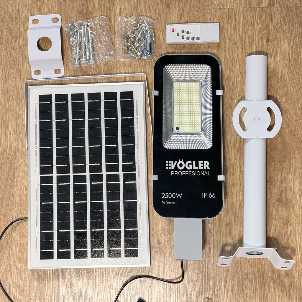 Leistungsstarke Solarlampe, Dämmerungssensor, Fernsteuerung, Vögler Professional 2500W
