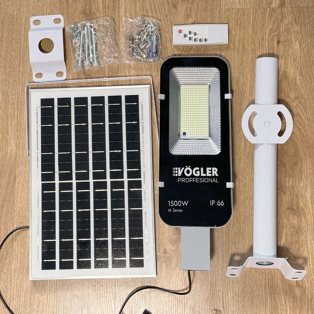 Leistungsstarke Solarlampe, Dämmerungssensor, Fernsteuerung, Vögler Professional 1500W