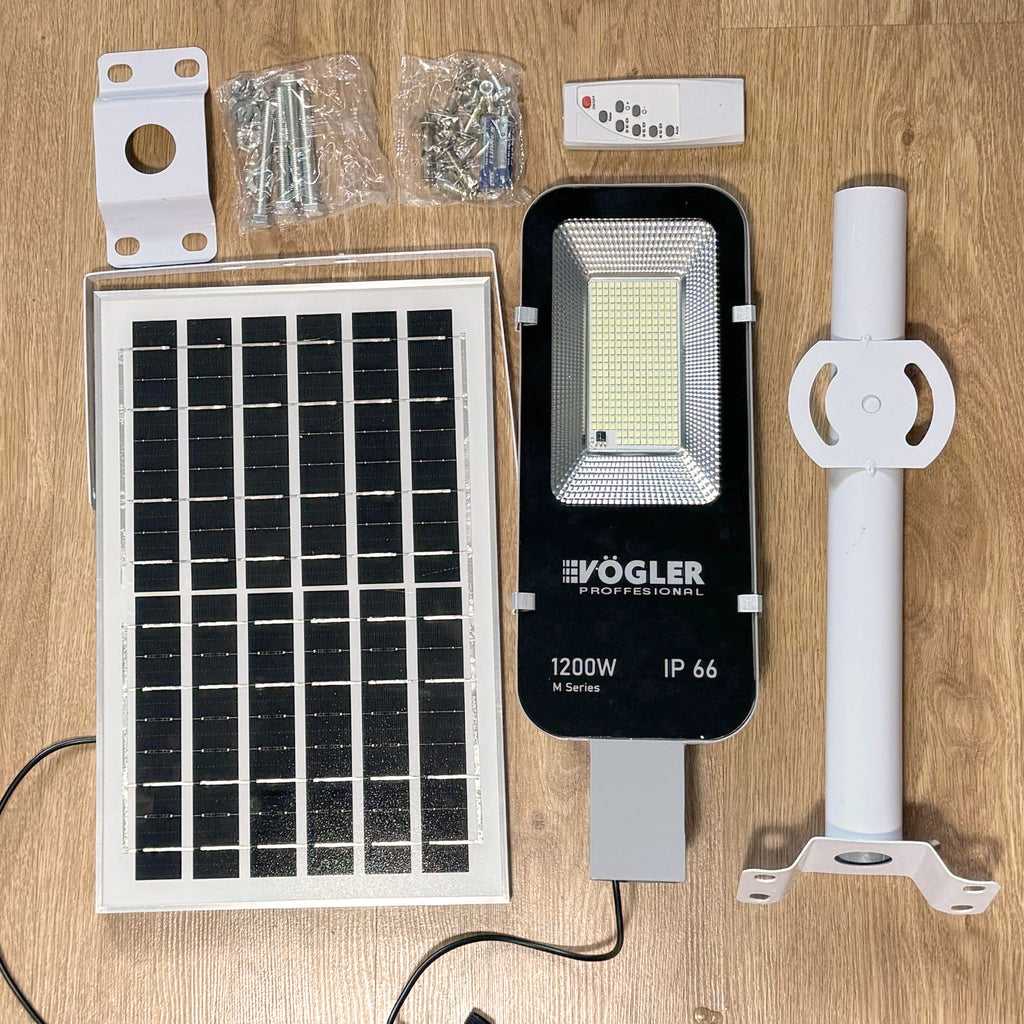 Leistungsstarke Solarlampe, Dämmerungssensor, Fernsteuerung, Vögler Professional 1200W