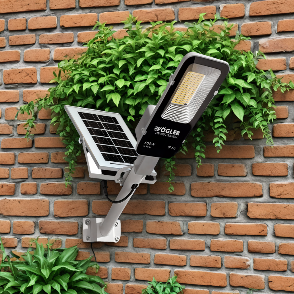 Leistungsstarke Solarlampe, Dämmerungssensor, Fernsteuerung, Vögler Professional 600W